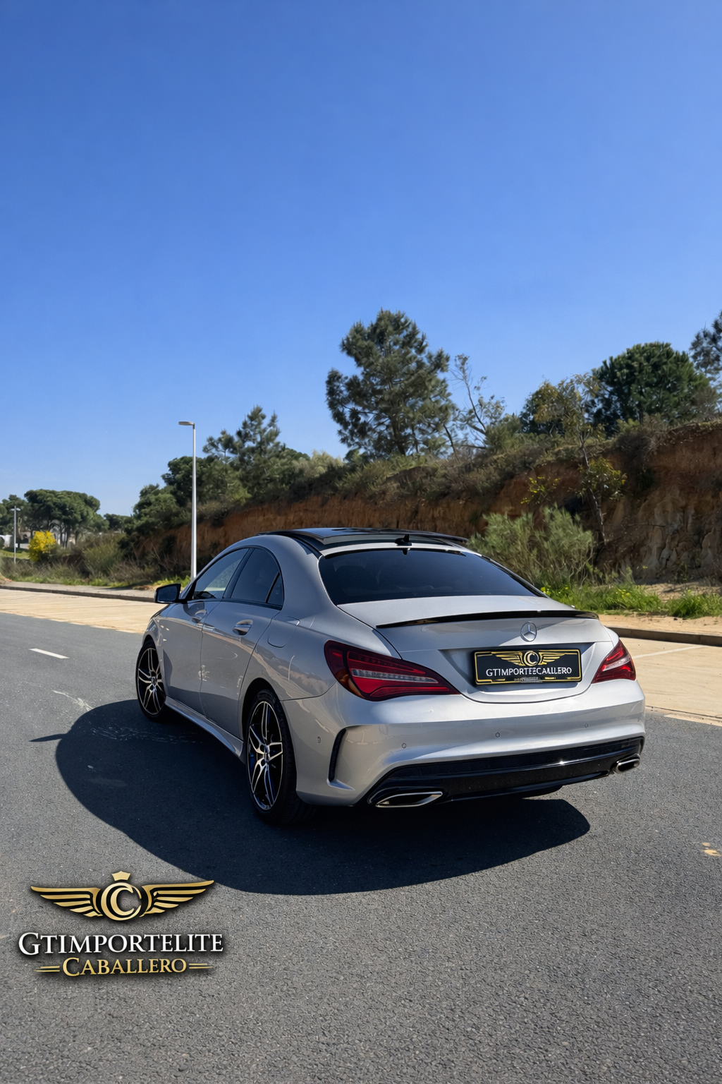 MERCEDES CLA 200 AMG 
