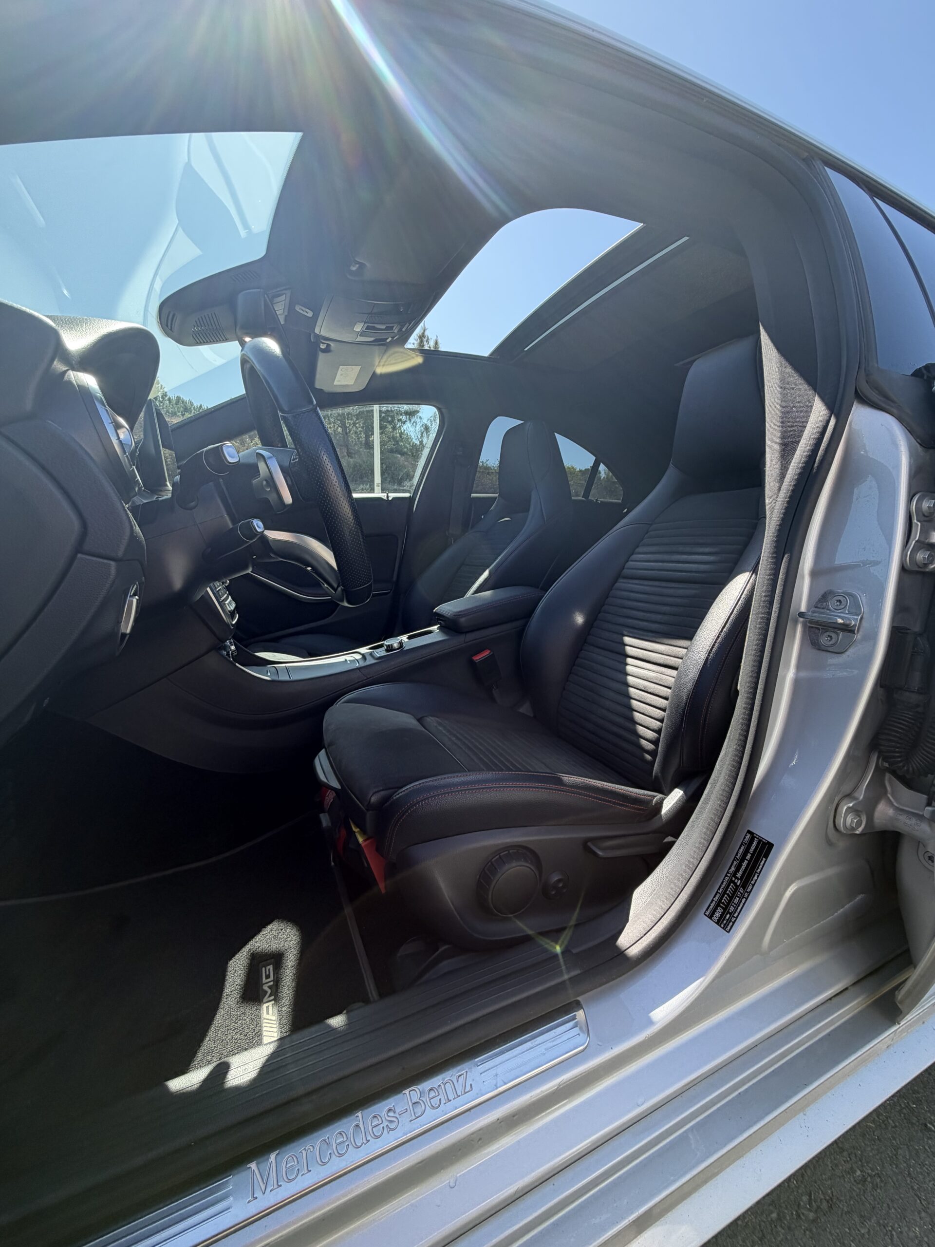 MERCEDES CLA 200 AMG 