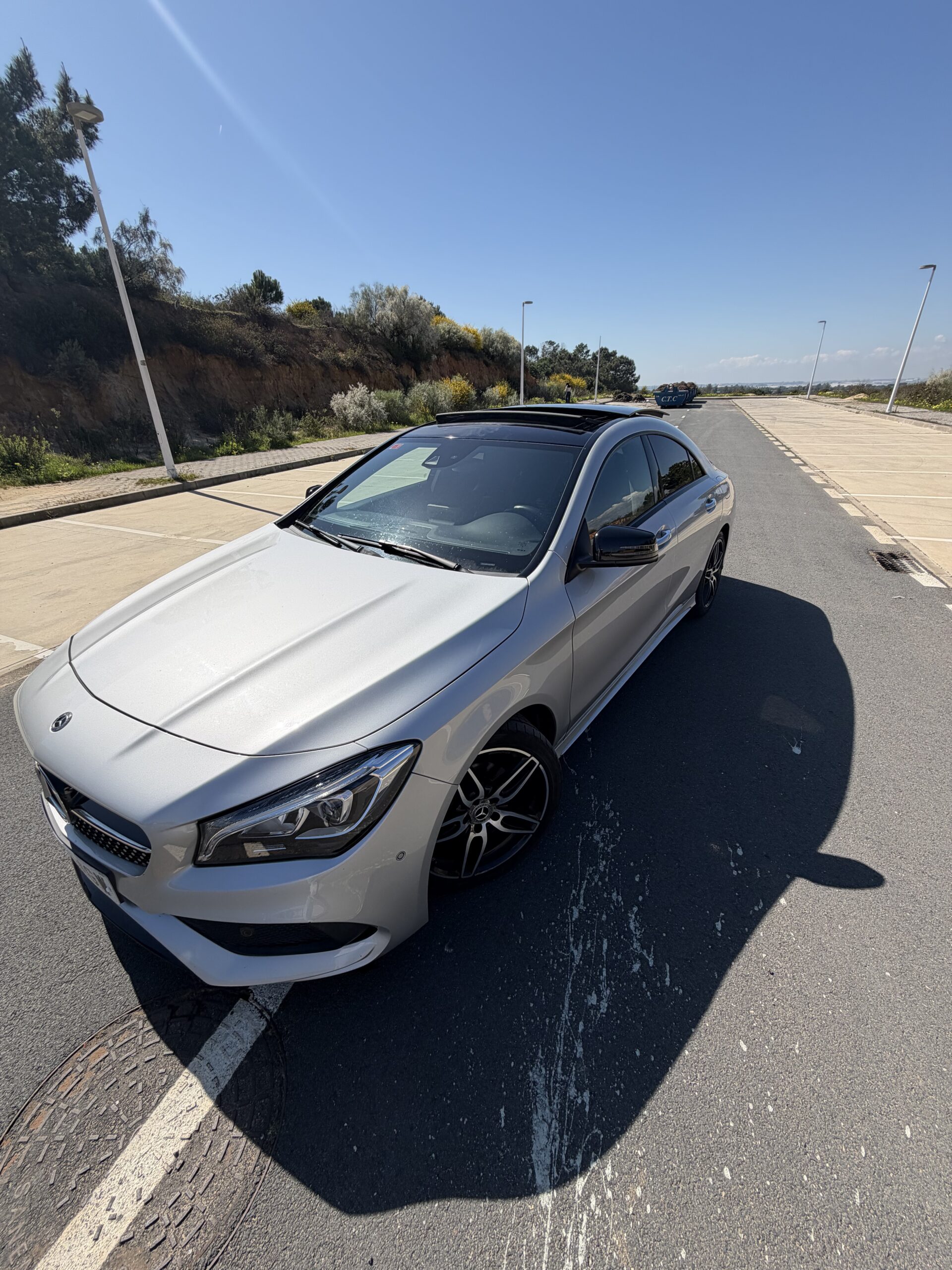 MERCEDES CLA 200 AMG 