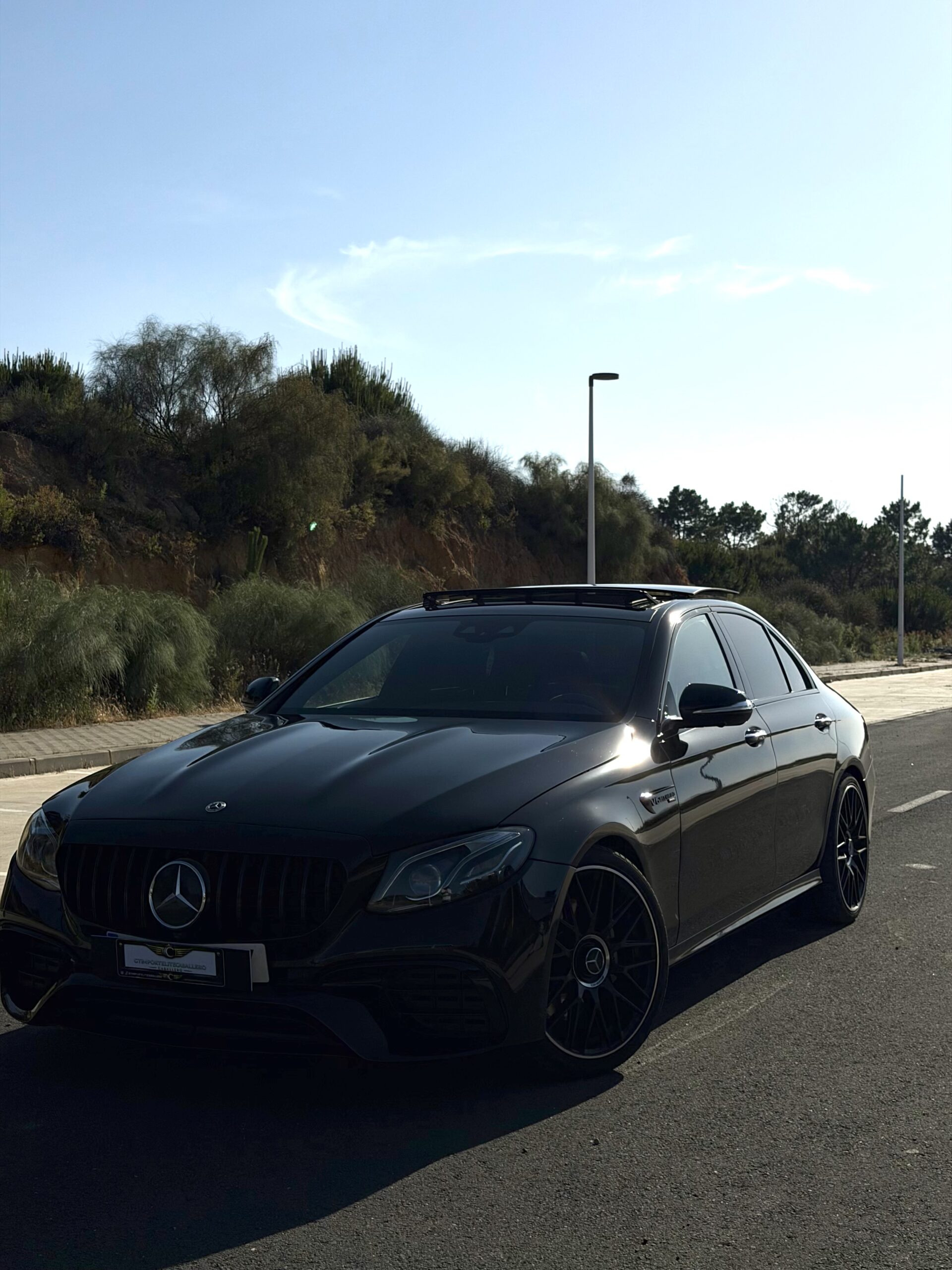 MERCEDES BENZ E43 AMG