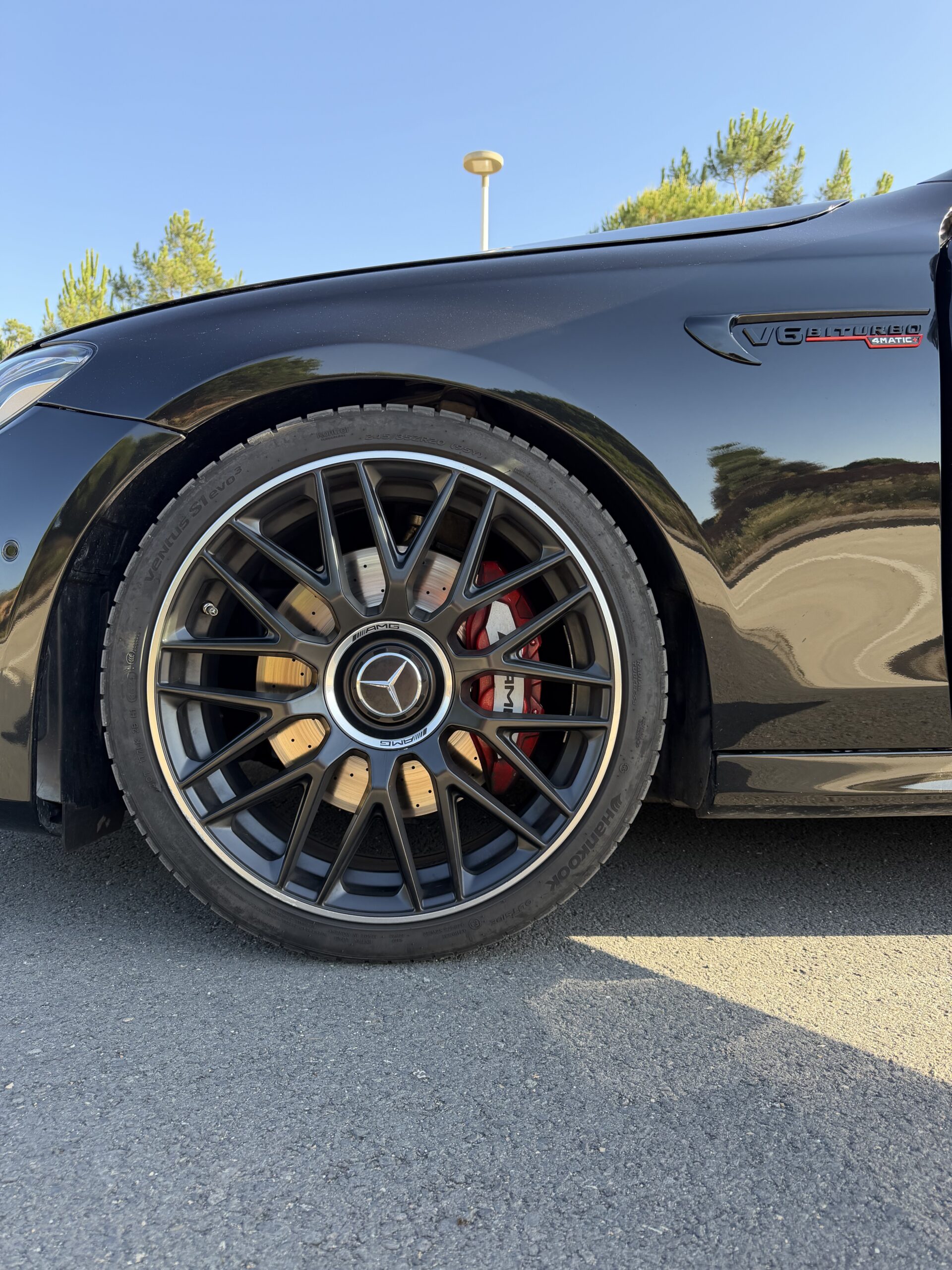 MERCEDES BENZ E43 AMG